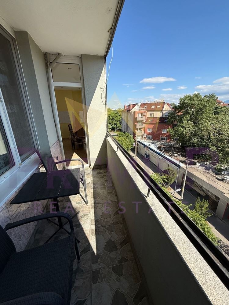 Продава 3-СТАЕН, гр. Пловдив, Център, снимка 9 - Апартаменти - 56020690