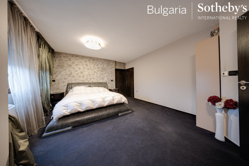 Продава МНОГОСТАЕН, гр. София, Бъкстон, снимка 9 - Апартаменти - 52164060