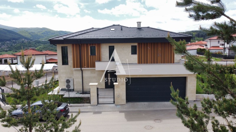 Te koop  Huis Sofia , Bojana , 308 m² | 25591279