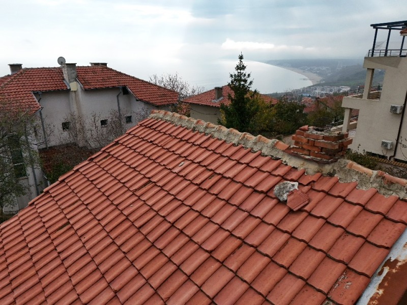 Продава КЪЩА, гр. Балчик, област Добрич, снимка 2 - Къщи - 52377595