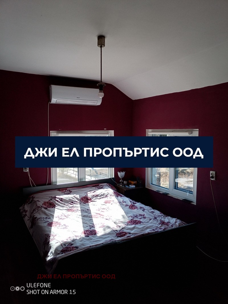 Продава КЪЩА, гр. София, гр. Нови Искър, снимка 2 - Къщи - 56669966