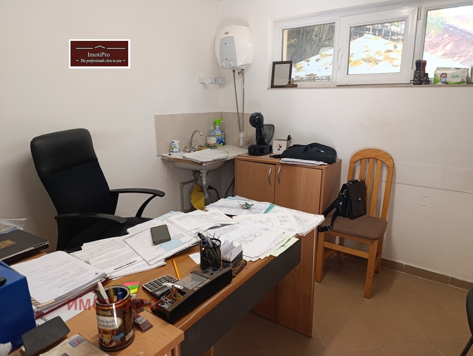 Продава ОФИС, гр. София, Триъгълника, снимка 2 - Офиси - 54108189