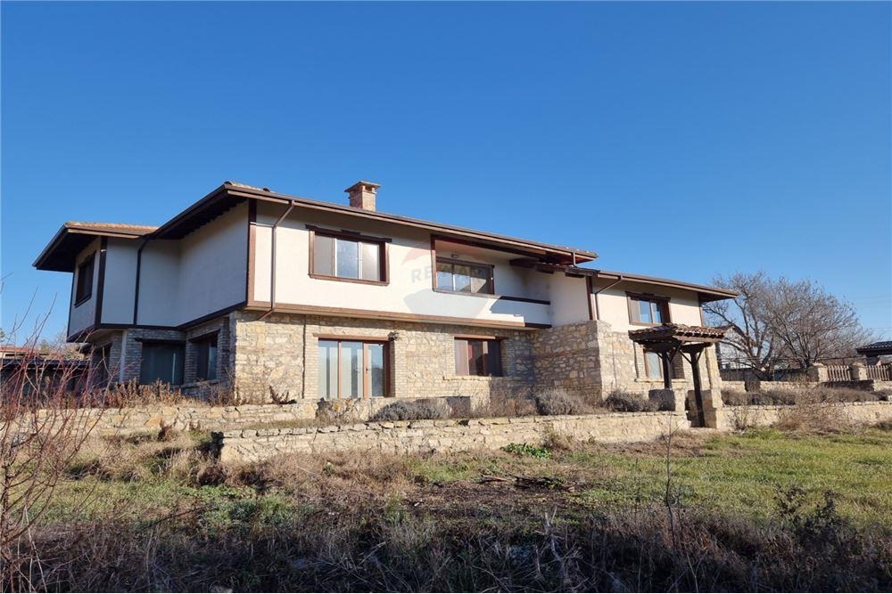 Продава КЪЩА, с. Николаевка, област Варна, снимка 2 - Къщи - 44494087