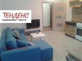 1 chambre Vazrojdentsi, Kardjali 1