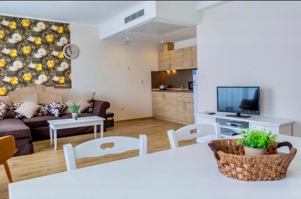 Продава 3-СТАЕН, гр. Поморие, област Бургас, снимка 7 - Апартаменти - 52613244