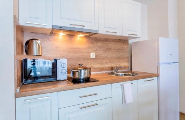 Продава 3-СТАЕН, гр. Поморие, област Бургас, снимка 6 - Апартаменти - 52613244