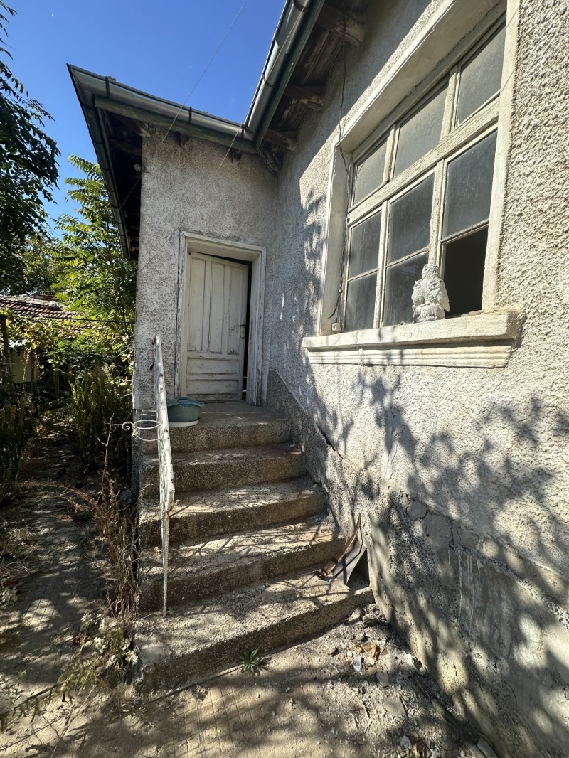 Продава  Къща, област Пловдив, с. Цалапица • 58 000 EUR • ID 98649188 — holmes.bg - [1] 