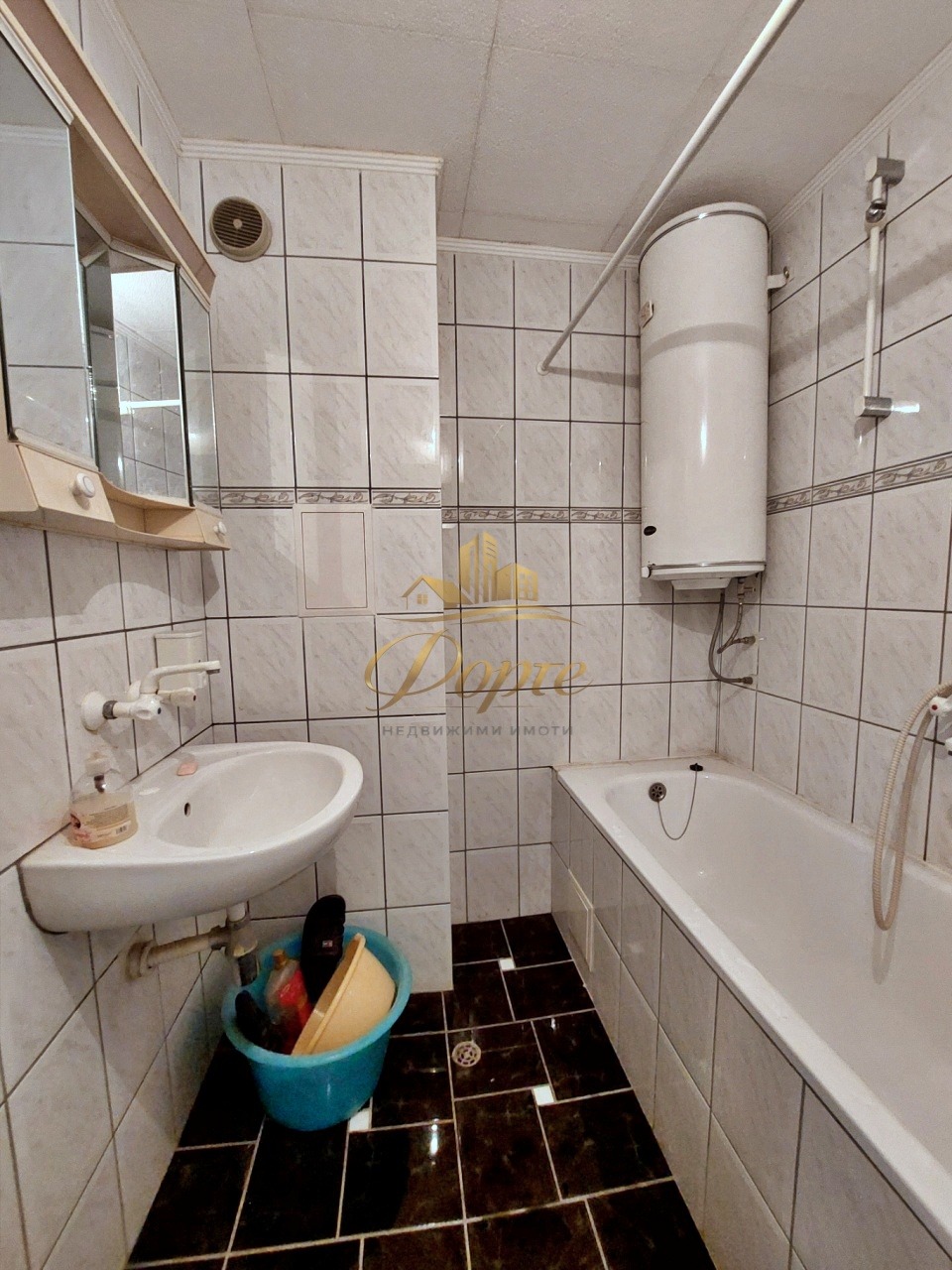 Продава 3-СТАЕН, гр. Бургас, Възраждане, снимка 12 - Апартаменти - 55021849