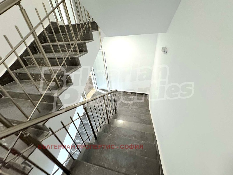 Te koop  2 slaapkamers Sofia , Poligona , 145 m² | 27600227 - afbeelding [17]