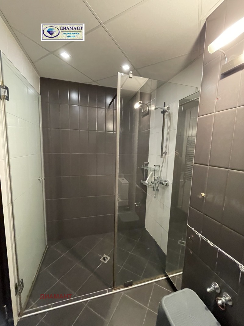 Na prodej  3 ložnice Ruse , Centar , 126 m2 | 22072588 - obraz [11]