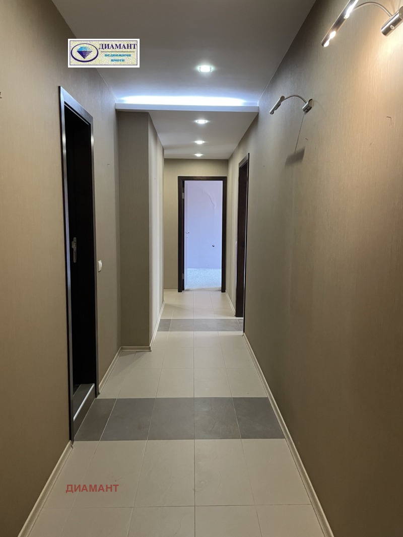 Na prodej  3 ložnice Ruse , Centar , 126 m2 | 22072588 - obraz [10]