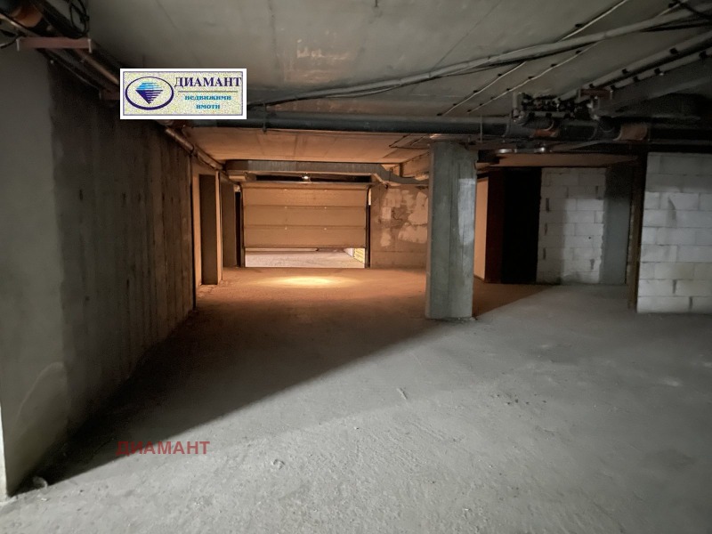 Na prodej  3 ložnice Ruse , Centar , 126 m2 | 22072588 - obraz [15]
