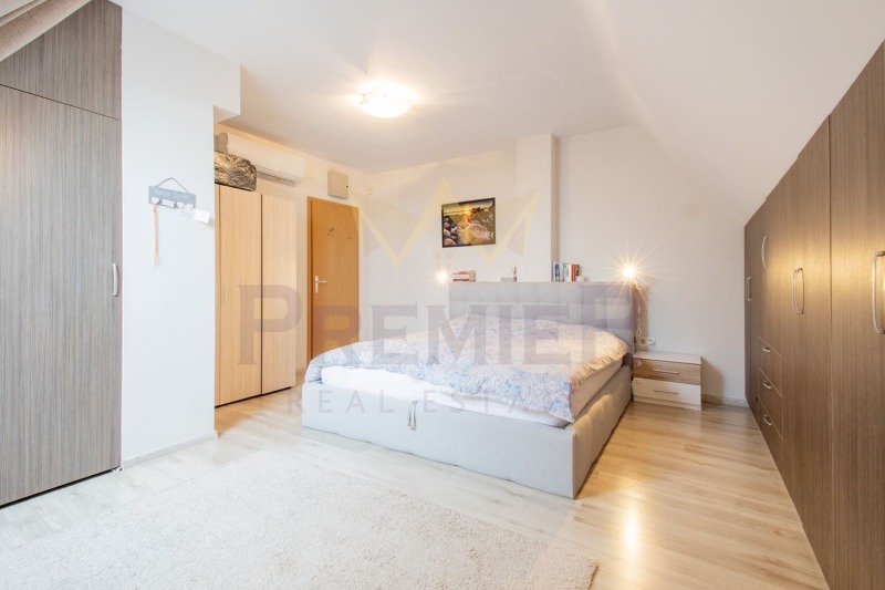 Te koop  3 slaapkamers Sofia , Borovo , 140 m² | 66068922 - afbeelding [4]