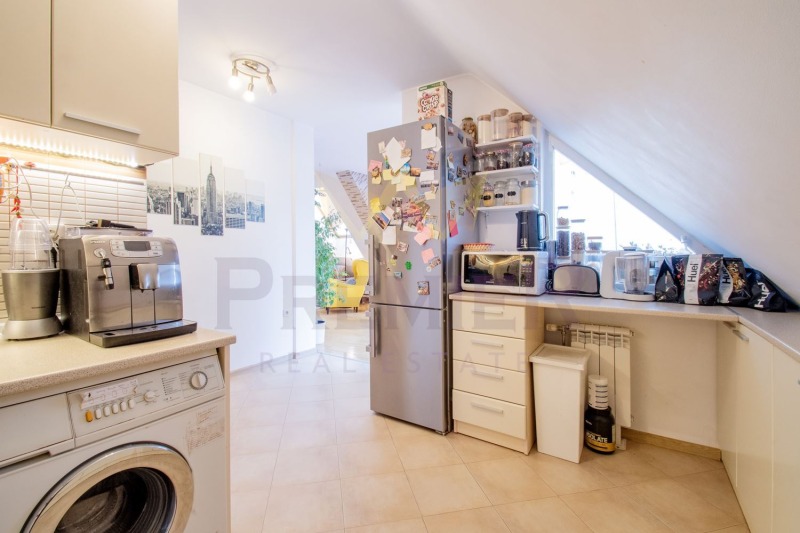 Te koop  3 slaapkamers Sofia , Borovo , 140 m² | 66068922 - afbeelding [9]