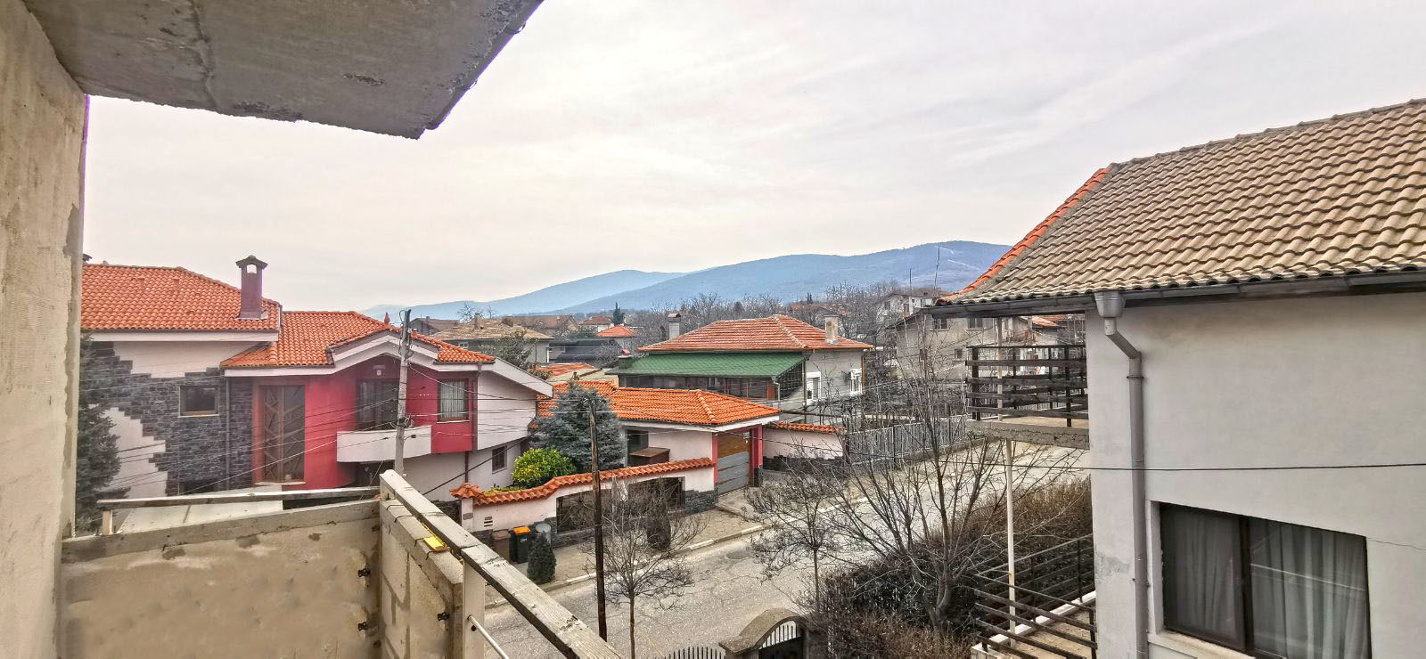 Продава ЕТАЖ ОТ КЪЩА, с. Белащица, област Пловдив, снимка 12 - Етаж от къща - 53747629