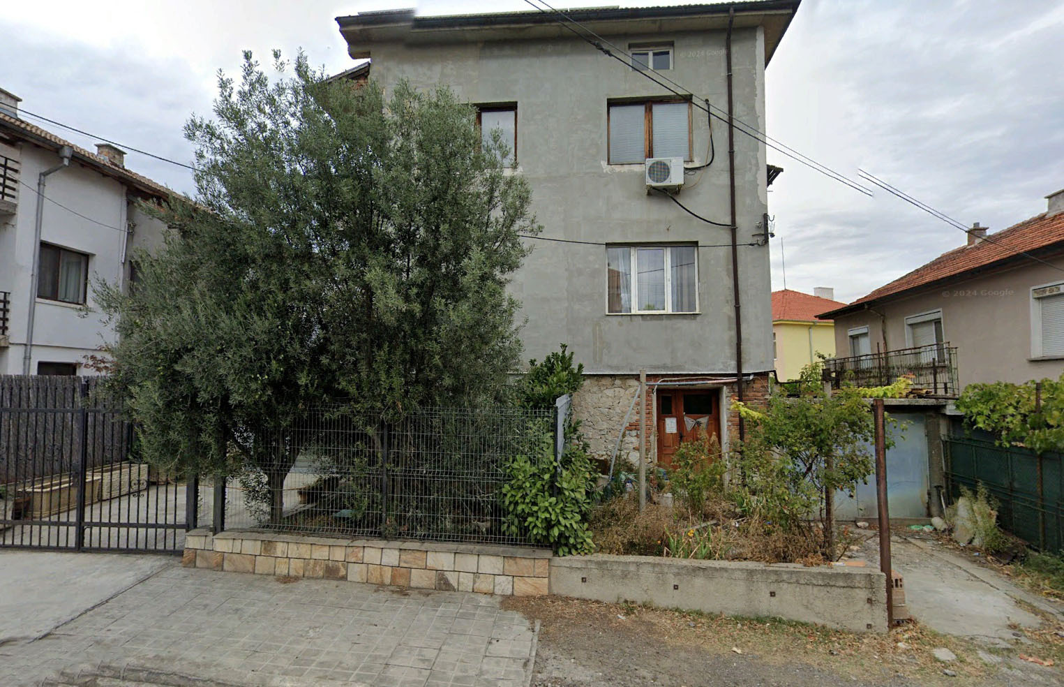 Продава ЕТАЖ ОТ КЪЩА, с. Белащица, област Пловдив