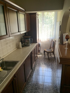 3+ bedroom Tsentar, Burgas 3