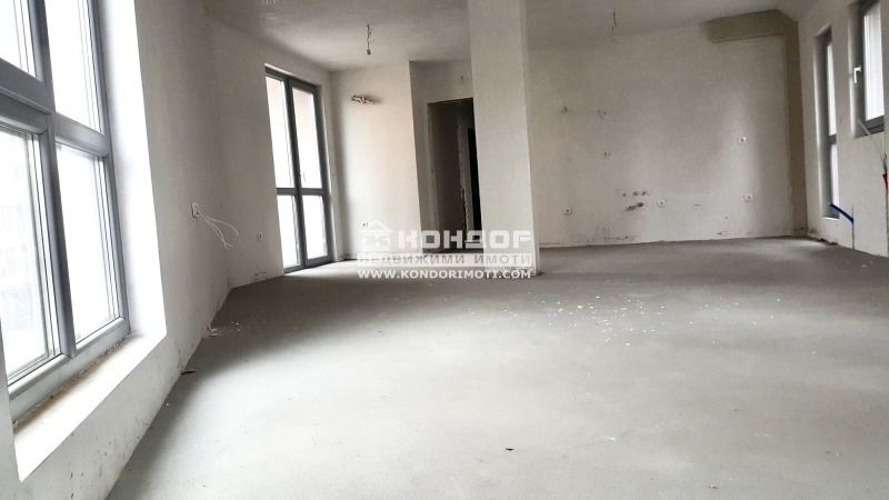 Eladó  3+ hálószoba Plovdiv , Karsijaka , 134 négyzetméter | 75423572