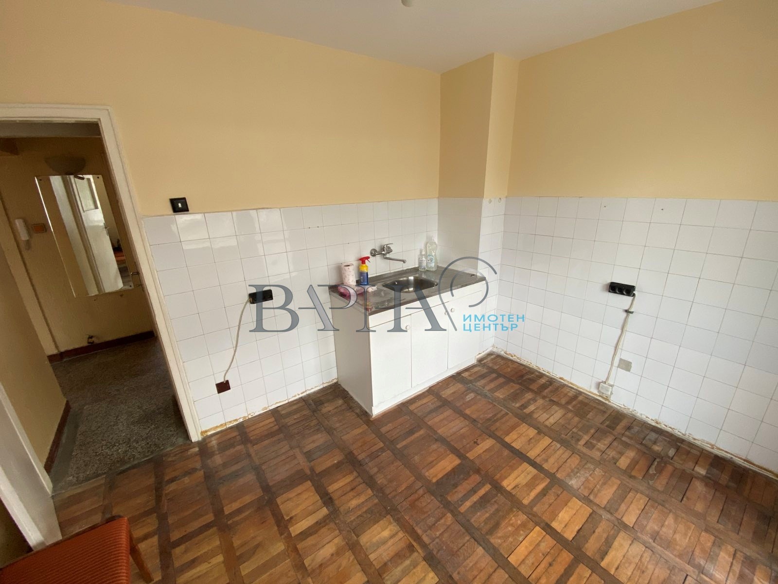 Продава 4-СТАЕН, гр. Варна, Левски 2, снимка 4 - Апартаменти - 53838480