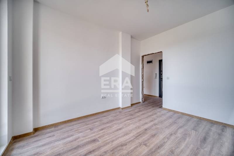 Myytävänä  Pienhuoneisto Varna , Pobeda , 114 neliömetriä | 23715829 - kuva [2]