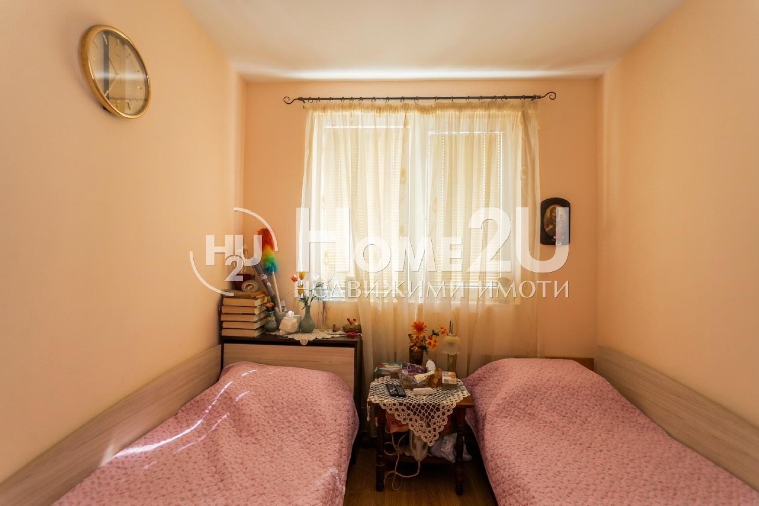 Продава 2-СТАЕН, гр. Варна, ЖП Гара