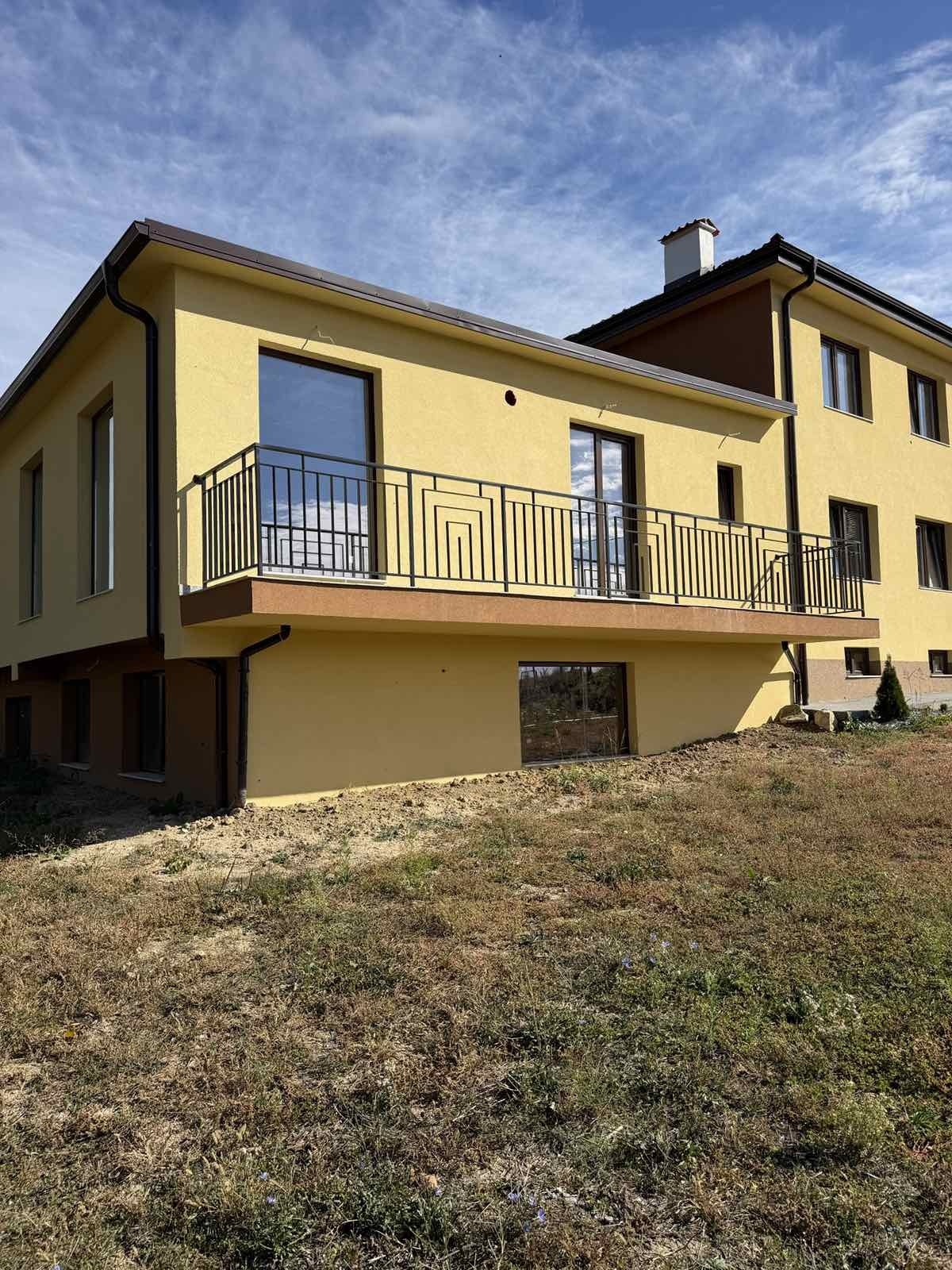 Продава КЪЩА, гр. Хисаря, област Пловдив, снимка 3 - Къщи - 56691277
