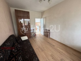 1 chambre Vladislav Varnentchik 1, Varna 4