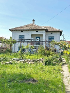 Dům Dolna Lipnica, oblast Veliko Tarnovo