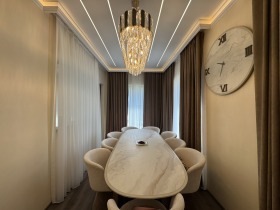 КЪЩА, 180 m2