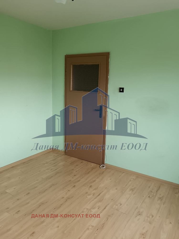 Продается  1 спальня Шумен , Тракия , 64 кв.м | 44676667 - изображение [3]