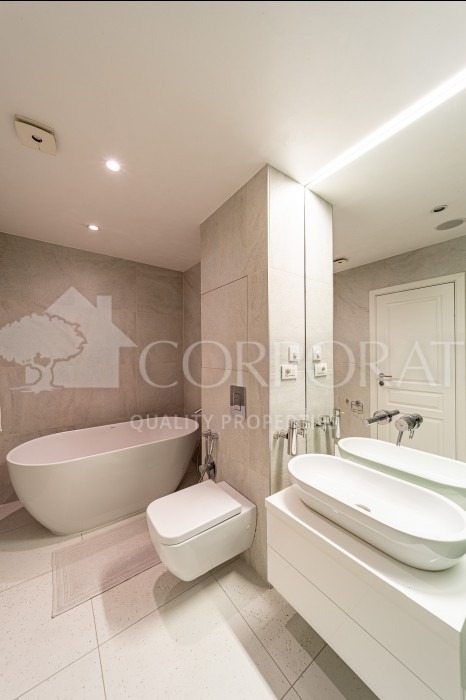 Продаја  3 спаваће собе Софија , Лозенец , 200 м2 | 23775684 - слика [17]