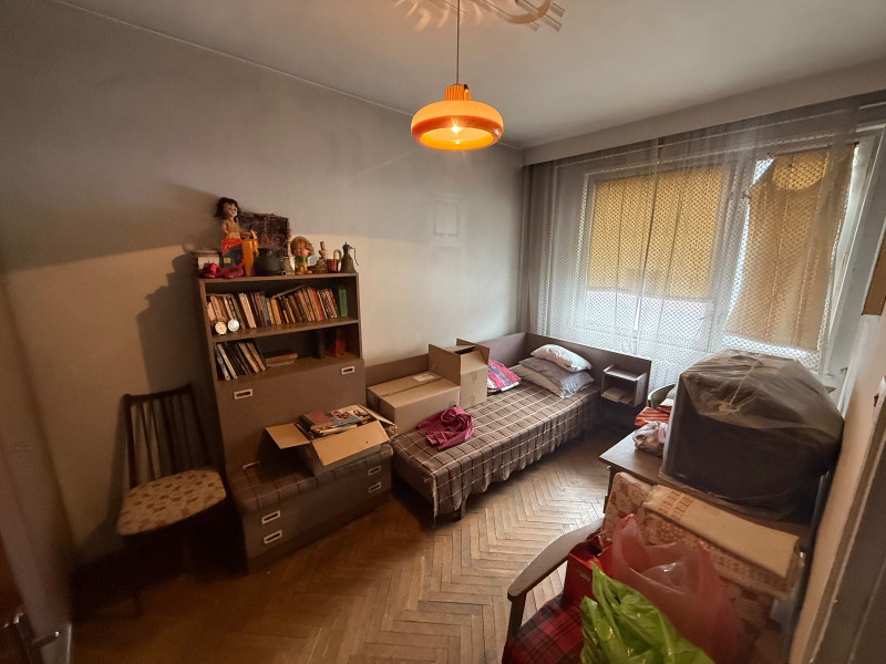 Продава МНОГОСТАЕН, гр. Плевен, Мара Денчева, снимка 2 - Апартаменти - 53528501