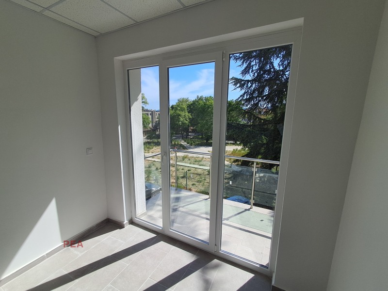 Продаја  Канцеларија Карджали , Бајкал , 30 м2 | 77318308