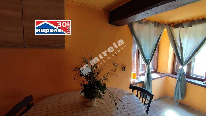 Продава КЪЩА, с. Вишовград, област Велико Търново, снимка 8 - Къщи - 52146291