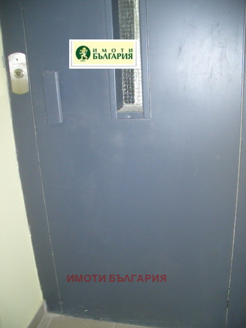 Продава ГАРАЖ, ПАРКОМЯСТО, гр. Варна, Виница, снимка 4 - Гаражи и паркоместа - 55702733