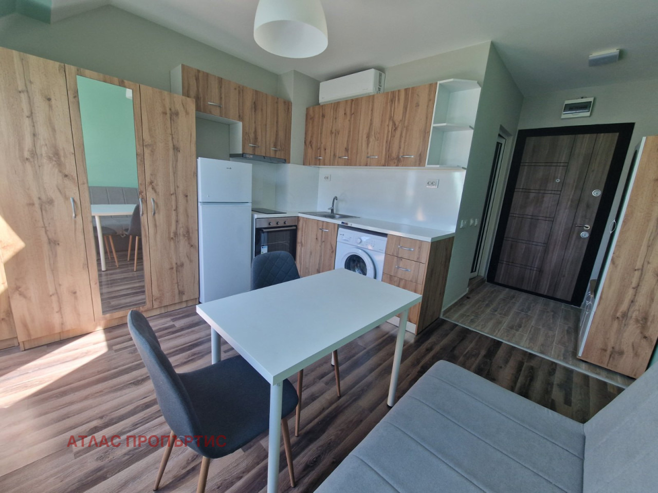 Продава АТЕЛИЕ, ТАВАН | Imot.bg — изображение 3