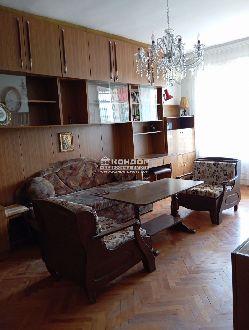 Satılık  1 yatak odası Plovdiv , Centar , 70 metrekare | 87698530 - görüntü [2]