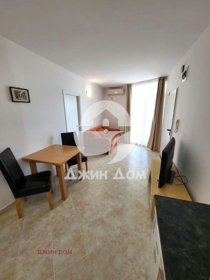 Продава 2-СТАЕН, с. Кошарица, област Бургас