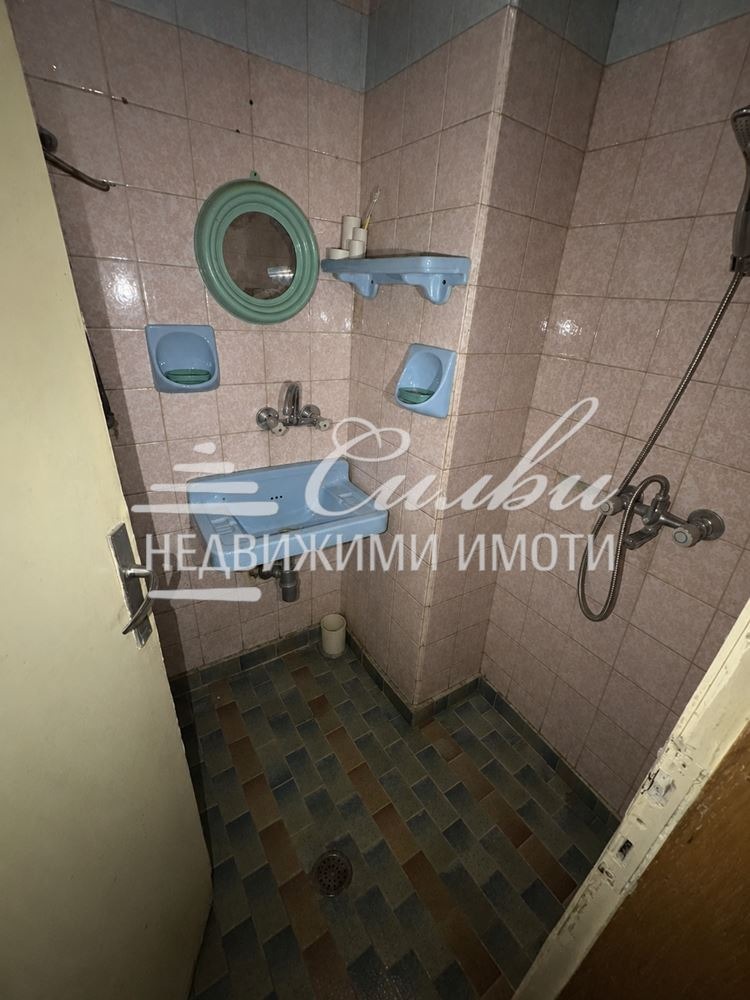 Продава 3-СТАЕН, гр. Търговище, Боровец, снимка 8 - Апартаменти - 56109370