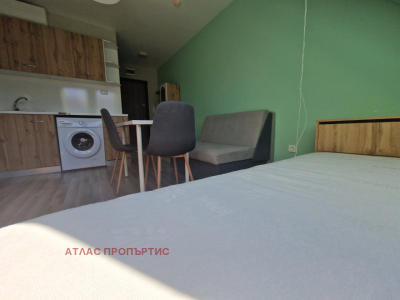 Myytävänä  Ullakko Sofia , Studentski grad , 35 neliömetriä | 79595558 - kuva [4]