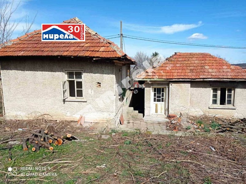 Продава КЪЩА, с. Джулюница, област Велико Търново, снимка 2 - Къщи - 47343272