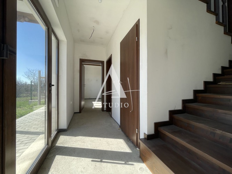 In vendita  Casa regione Pernik , Rudartsi , 124 mq | 81693993 - Immagine [4]