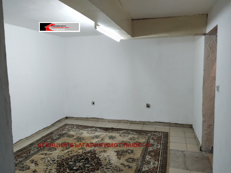 Till salu  affär Sofia , Orlandovci , 66 kvm | 41180686 - bild [11]