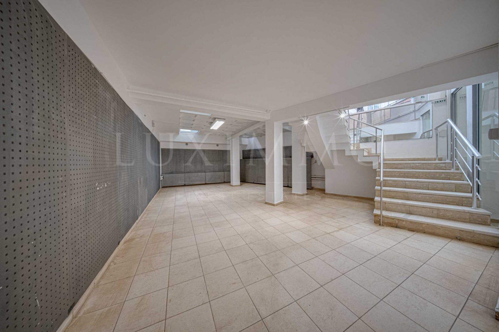 Продава ОФИС, гр. София, Стрелбище, снимка 4 - Офиси - 56226028
