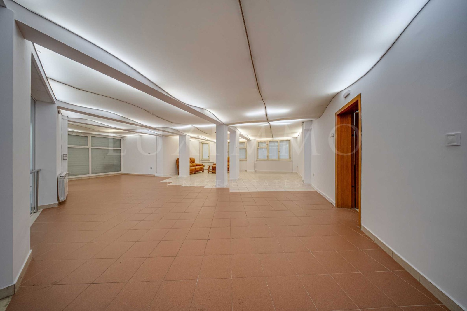 Продава ОФИС, гр. София, Стрелбище, снимка 8 - Офиси - 56226028