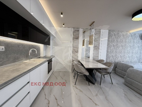 Продава 3-СТАЕН, гр. Пловдив, Остромила, снимка 2 - Апартаменти - 52769489