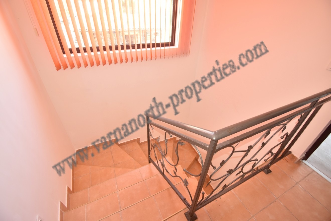 Продава КЪЩА, с. Соколово, област Добрич, снимка 11 - Къщи - 53646852