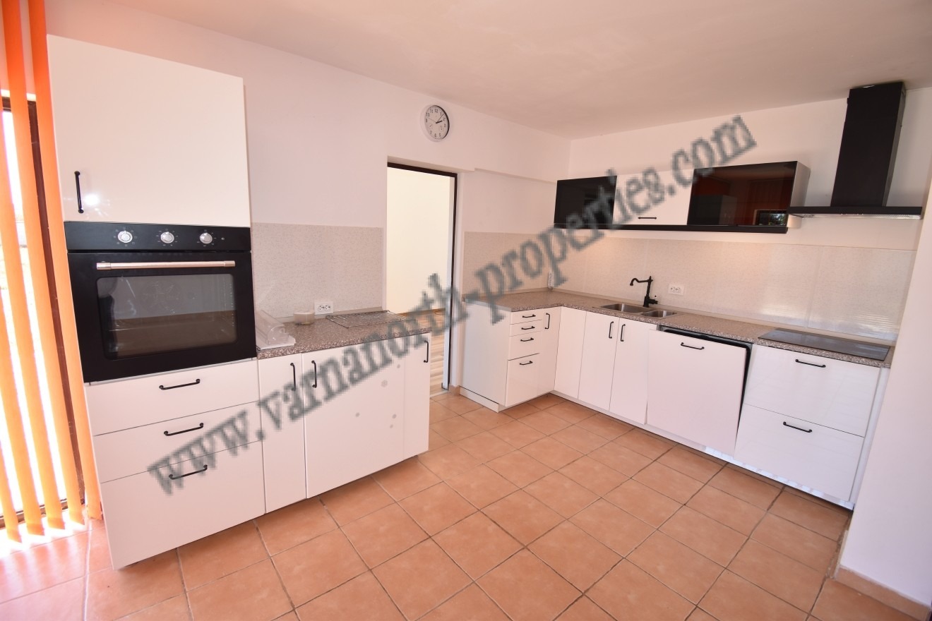 Продава КЪЩА, с. Соколово, област Добрич, снимка 7 - Къщи - 53646852