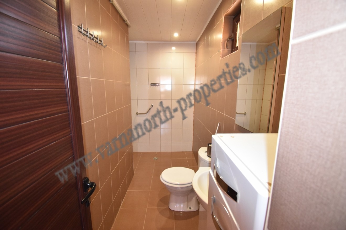 Продава КЪЩА, с. Соколово, област Добрич, снимка 14 - Къщи - 53646852