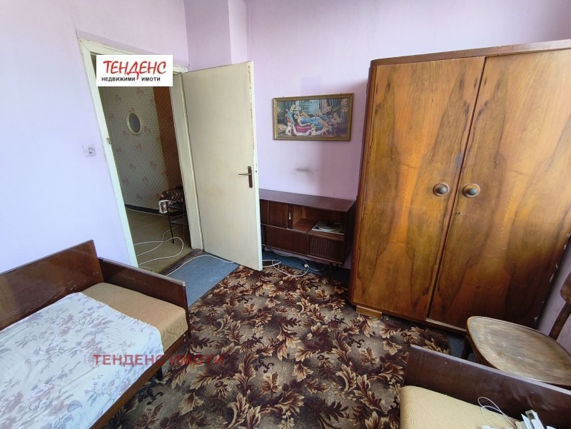 De vânzare  1 dormitor Cârdjali , Veselciane , 70 mp | 74022061 - imagine [3]